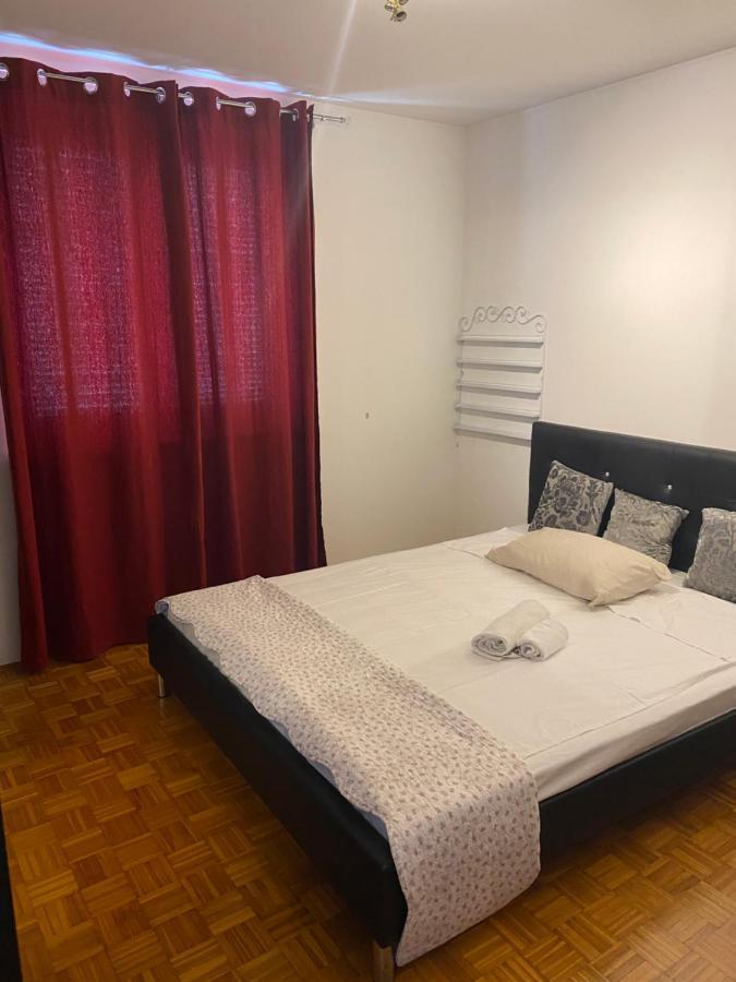 Lovely Apartment With Fabulous View Копер Екстер'єр фото